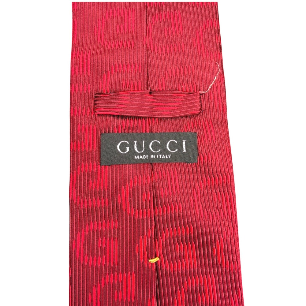 Gucci Silk Tie Mens Red Textured GG Monogram Logo Made in Italy Luxury Tie